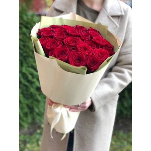 Купить на заказ Букет из 21 красной розы с доставкой в Семее