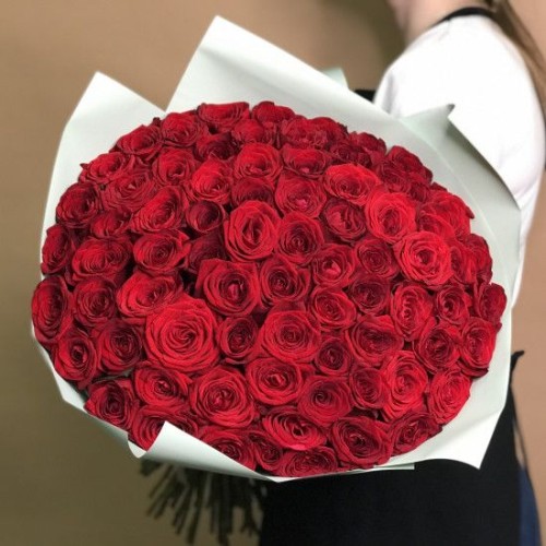 Купить на заказ Букет из 75 красных роз с доставкой в Семее