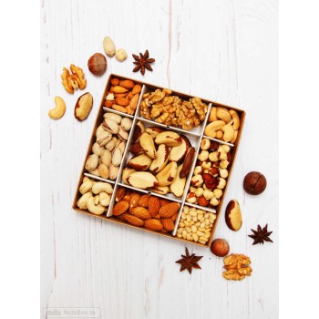 Set of dried fruits and nuts