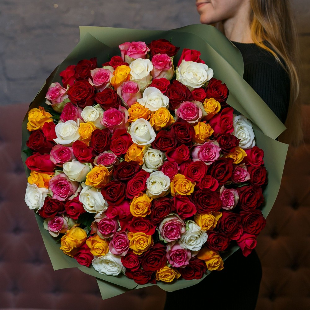 Bouquet of 101 roses (mix)